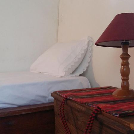 Bendeni Cottage 메갈라크라피아 외부 사진