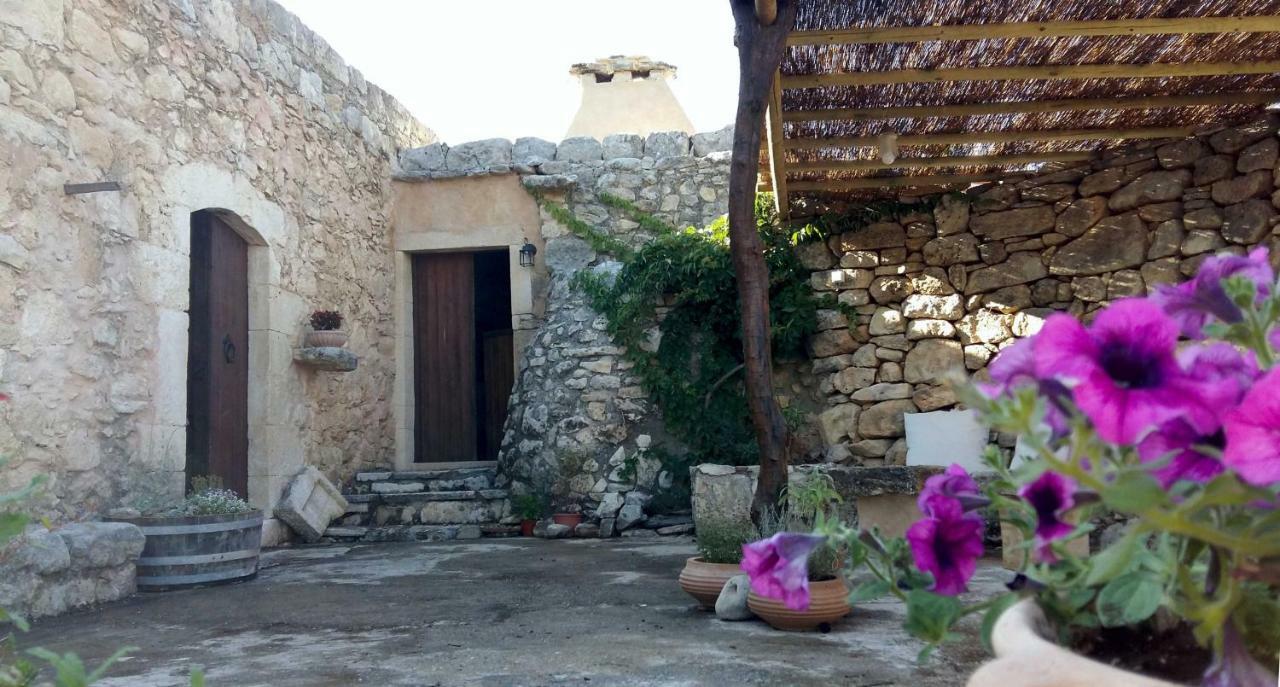 Bendeni Cottage 메갈라크라피아 외부 사진