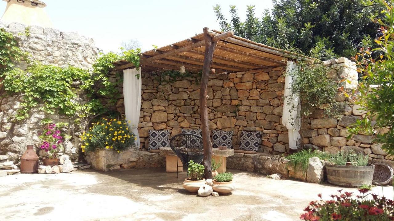 Bendeni Cottage 메갈라크라피아 외부 사진